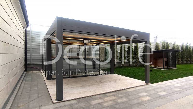 Pergola Decolife B600 PIR + Sliding glazing S500 + Vertical system Zip 130 - 