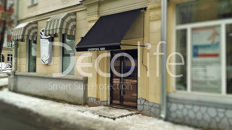 Showcase awning Decolife G400 with flexo printing for cafes and restaurants - 