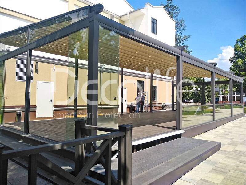 Pergola Decolife Basic & Pro New with frameless S100 and guillotine W500 glazing  - 