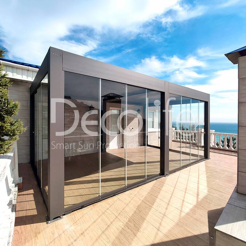 Bioclimatic pergola Decolife B500-25P + Sliding glazing S100 - 