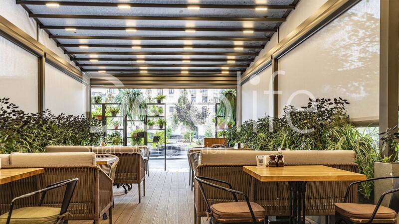 Awning pergolas Decolife Project Light + Vertical system Zip 130 - 