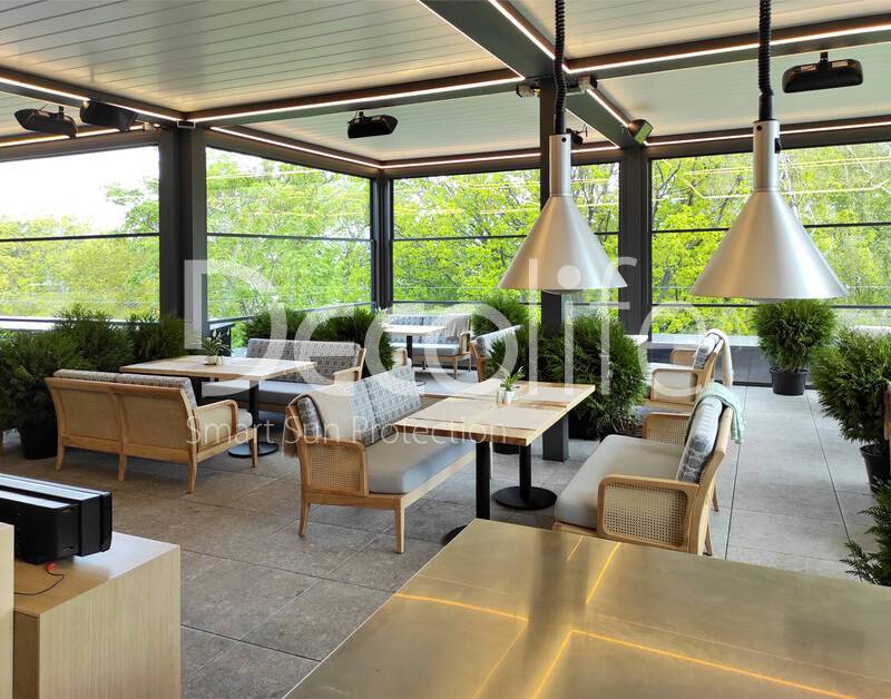 Bioclimatic pergola Decolife B500-20P + W500 guillotine glazing - 
