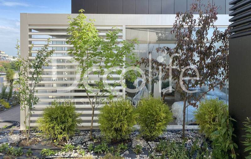 Pergola Decolife Bioclimatic B500-20C + Sliding glazing S100 + Facade blinds FZ44
, implemented by partner ''Lux Terras'' - 