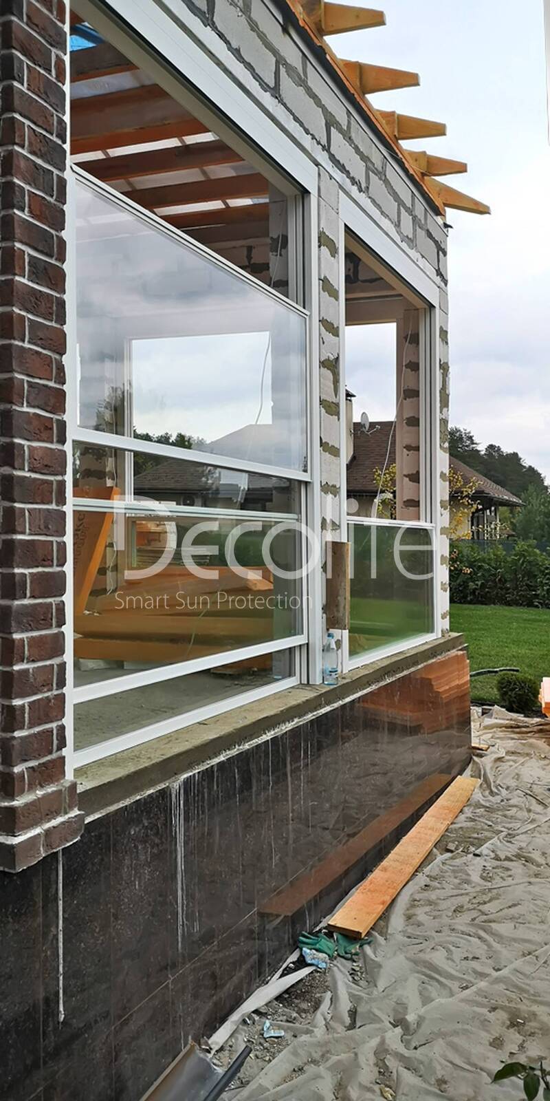 Guillotine glazing Decolife W700 with thermal break (warm series) - 