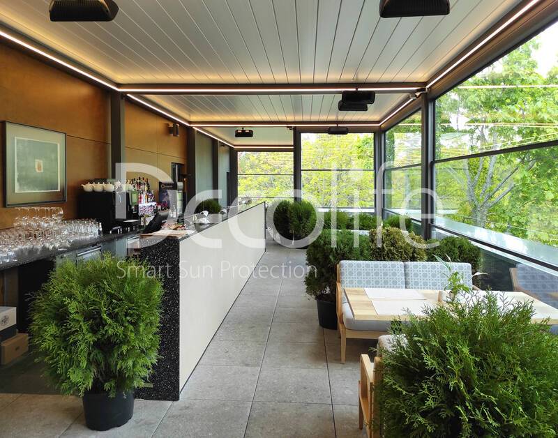 Bioclimatic pergola Decolife B500-20P + W500 guillotine glazing - 