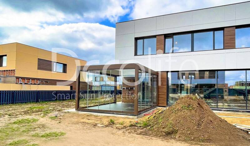 Pergola bioclimatic Decolife B500-20P + Sliding glazing S100 - 