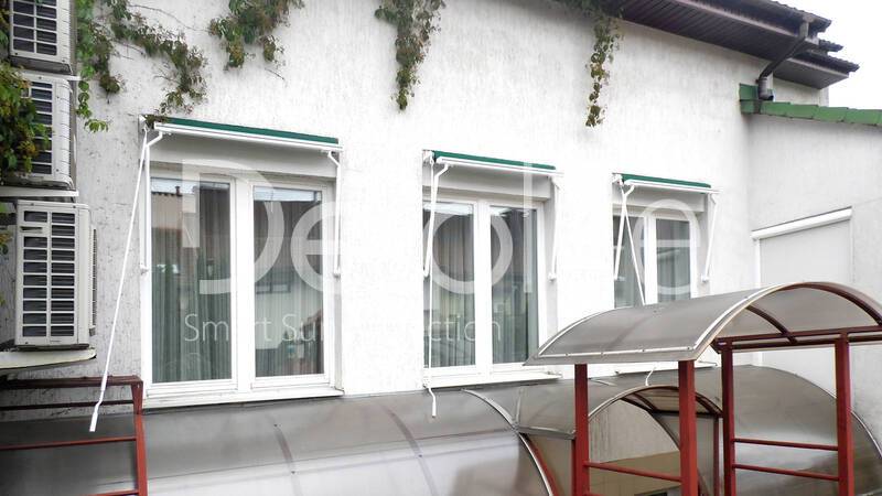 Showcase awning Decolife G400 and Vertical system Zip 100 for the terrace - 