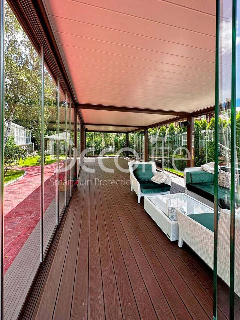 Pergola Bioclimatic Decolife B500-25P + Sliding glazing S100 + Vertical system Zip 130 - 