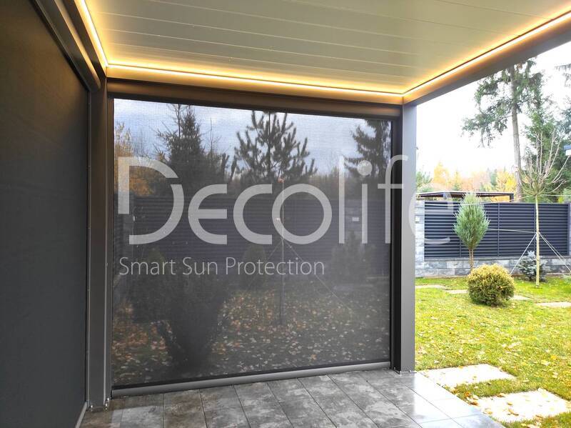 Pergola Decolife B700-25C and vertical systems Zip 130 - 