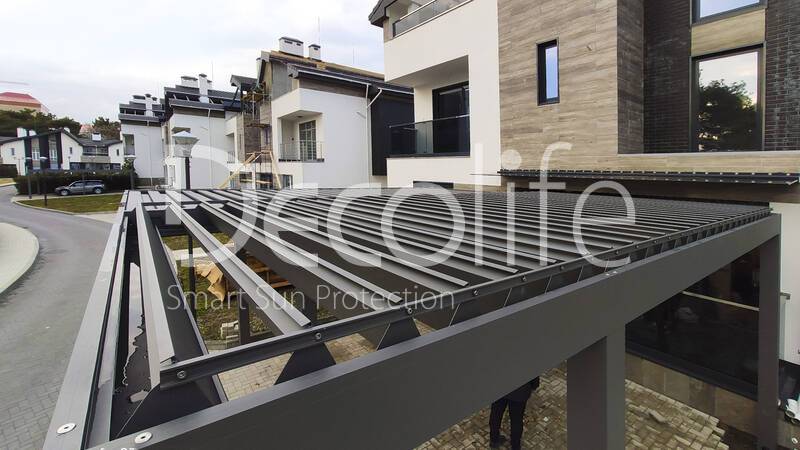 Pergola Decolife B400-25P Bioclimatic with cantilever overhang - 
