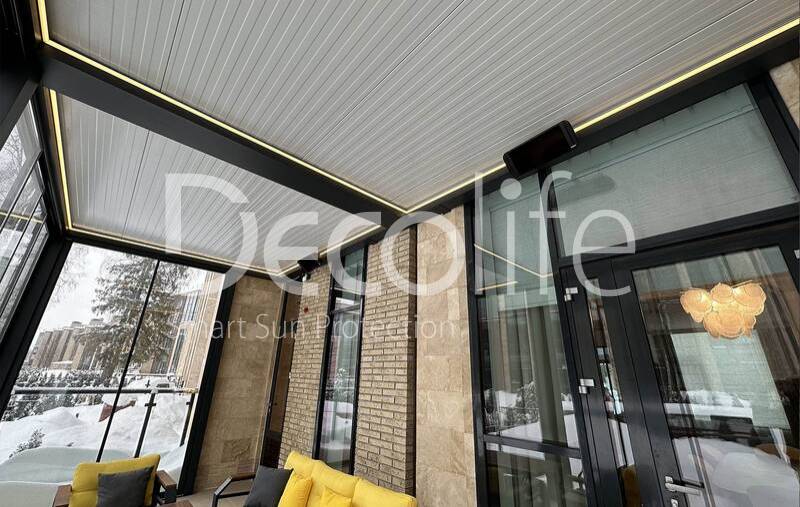 Pergola Decolife B600 PIR + Sliding glazing S500 and window/door system FW75, implemented by partner ''Lux Terras'' - 