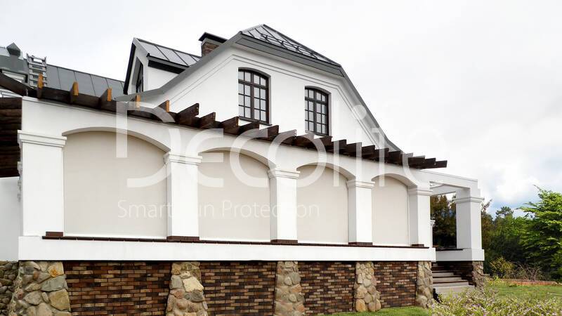 Vertical system Zip 100 and awning Decolife G220 - 