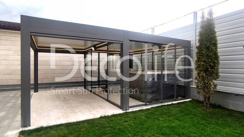 Pergola Decolife B600 PIR + Sliding glazing S500 + Vertical system Zip 130 - 