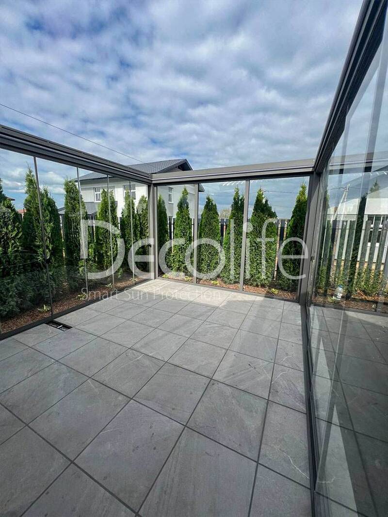Pergola Decolife B700-25C + sliding glazing S200 + entrance door and fixed glazing FW84, - object was realized by partner @markizaqueen - 