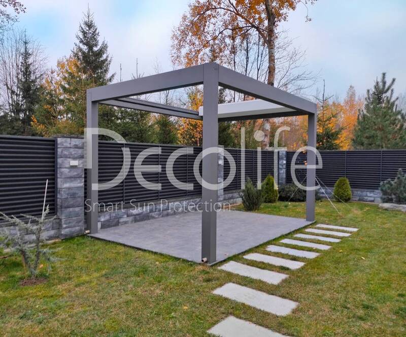 Pergola Decolife B700-25C and vertical systems Zip 130 - 