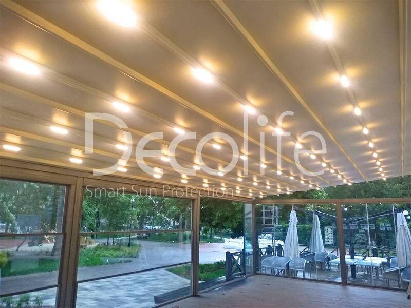 Pergola Decolife Basic & Pro New with frameless S100 and guillotine W500 glazing  - 