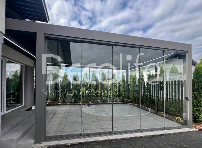 Pergola Decolife B700-25C + sliding glazing S200 + entrance door and fixed glazing FW84, - object was realized by partner @markizaqueen - 