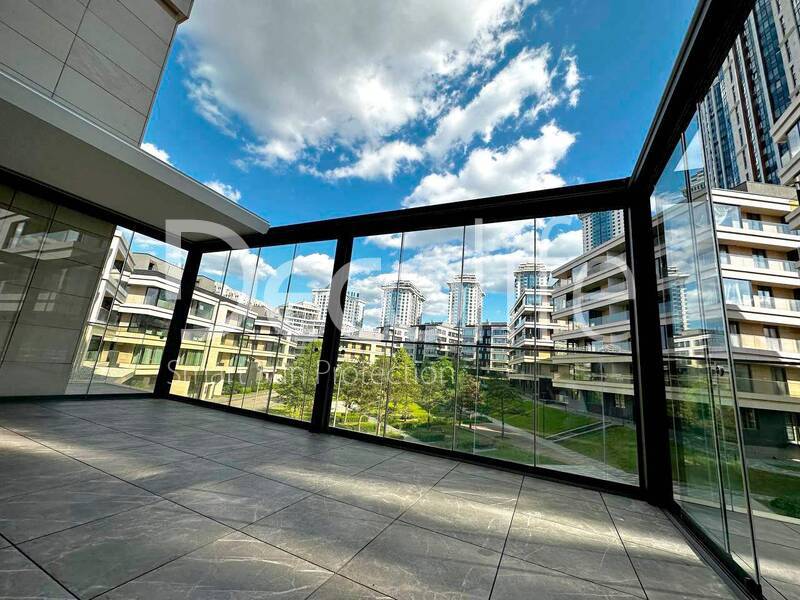 Pergola Decolife B700-25S + Sliding glazing S100 - 