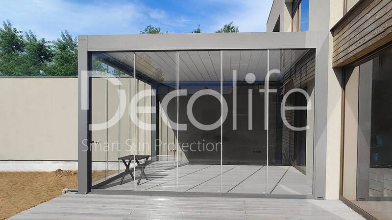Pergola Decolife B700-20S + Sliding frameless glazing S100 - 