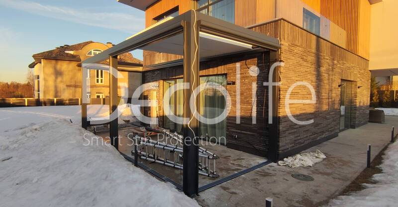 Pergola Bioclimatic Decolife B700-25C + Sliding glazing S500 + Vertical Zip system 100 - 