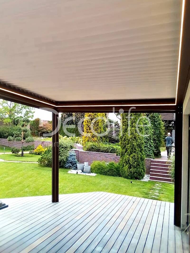 Pergola Decolife Bioclimatic B400-25P + Vertical system Zip 130 - 