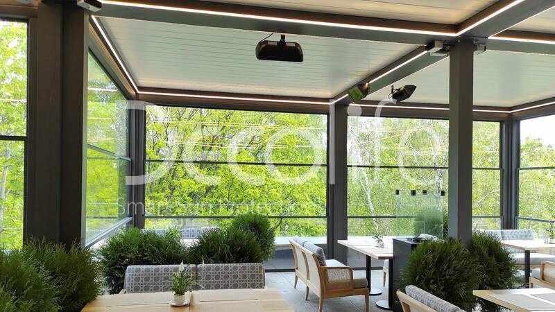 Bioclimatic pergola Decolife B500-20P + W500 guillotine glazing - 